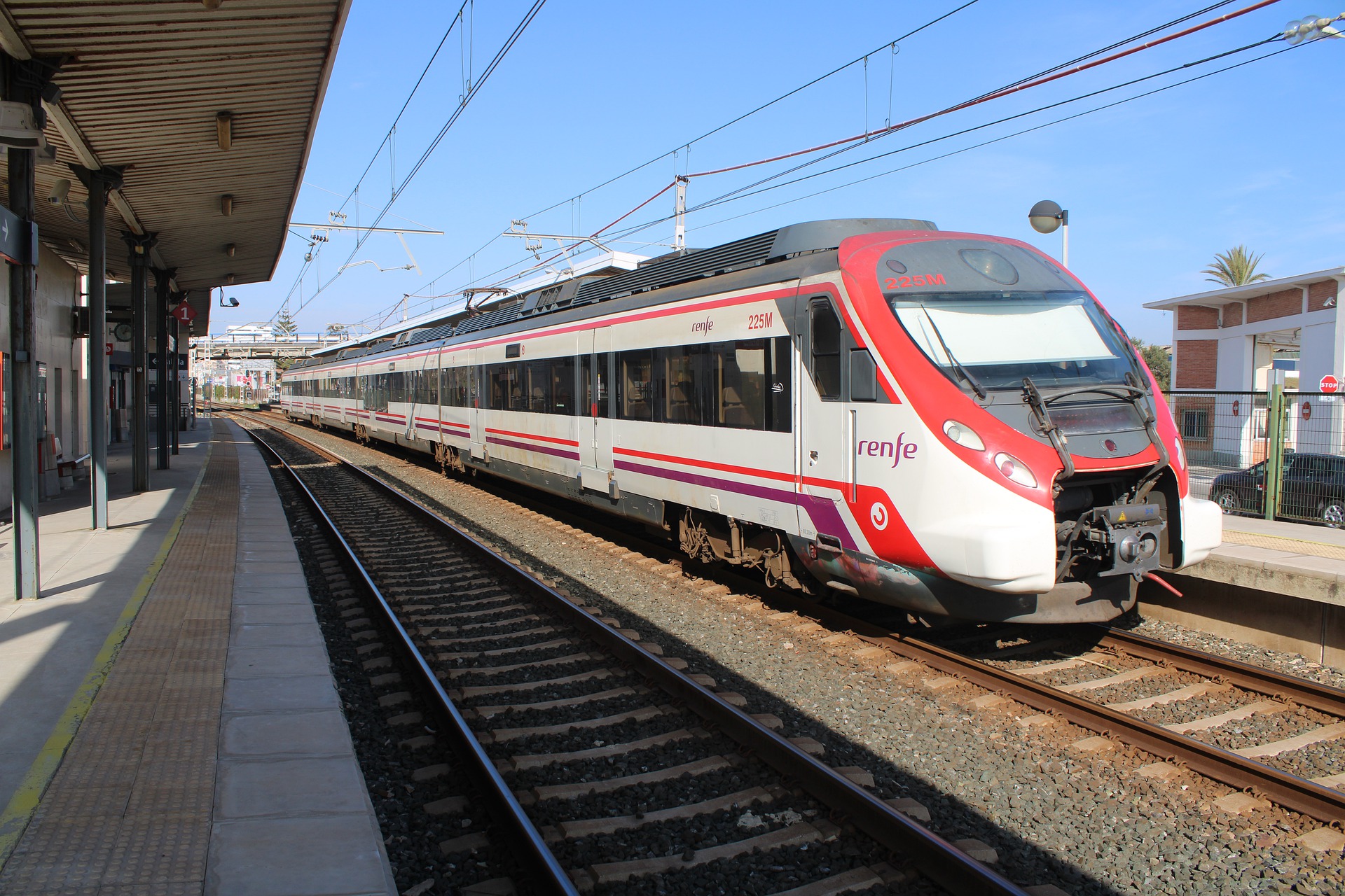 ¿Qué significa Turista con enlace en Renfe?