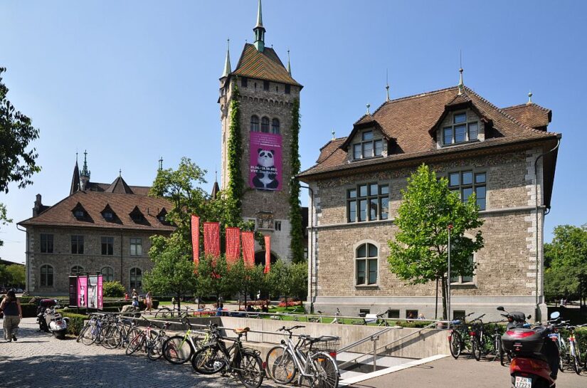 Museo Nacional de Zurich. Foto por Roland zh, CC BY-SA 3.0, via Wikimedia Commons