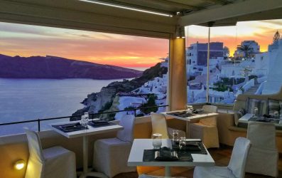 10 restaurantes románticos en Santorini